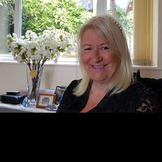 Alison Cole's avatar