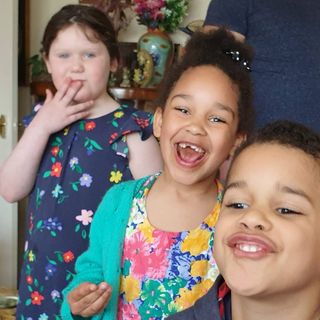 Lynn Clowes's avatar