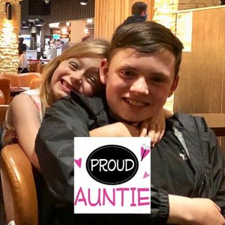 Samantha Chalmers's avatar