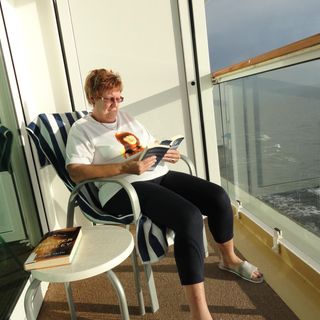 Christine Harrison's avatar