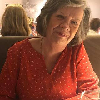 Angela Kernan's avatar