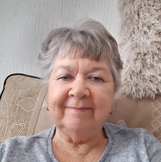 Irene Elizabeth Pearce's avatar