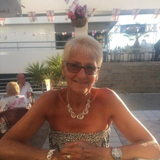 Doris Downie's avatar