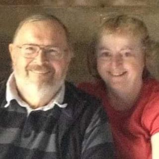 Julie Zanzebrak's avatar