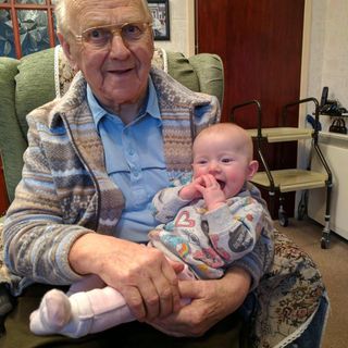 Marina McLennan's avatar