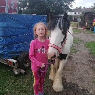 Charlotte Simpson's avatar