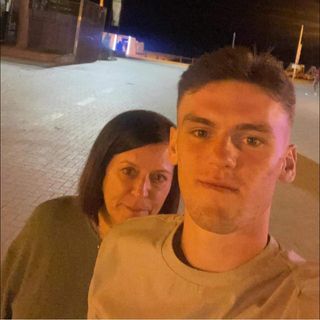 Lorraine Peacock's avatar