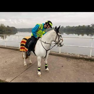 Dawn Michelle's avatar