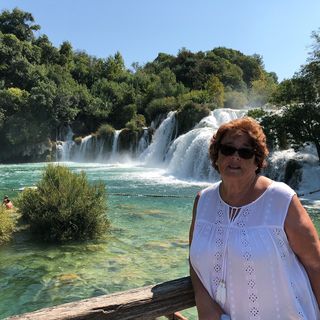 Sandra Tomkins's avatar