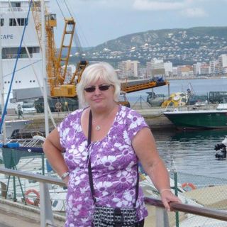 Valerie Ashburn's avatar