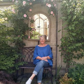 Sue Rowswell's avatar