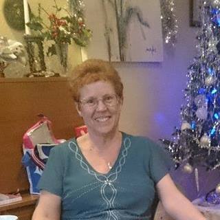 Betty Dakin's avatar