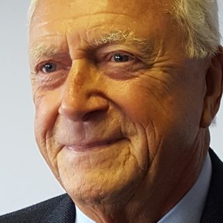 Bernard Dunkley's avatar