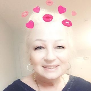 Anne Langley's avatar