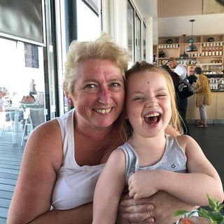 Carla Bicknell's avatar