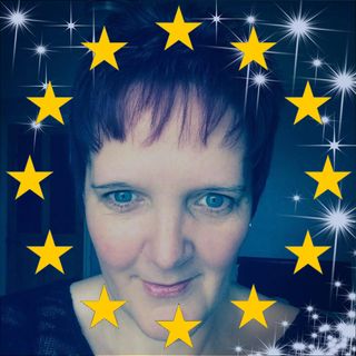 Sharon Schofield's avatar