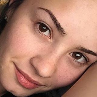 Alena Smidova's avatar