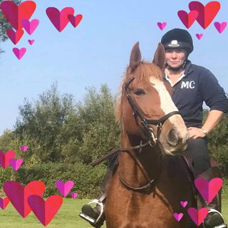 Linda Turner's avatar