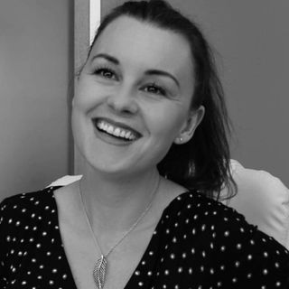 Julie Harris's avatar