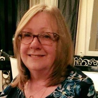 Denise Rushton's avatar