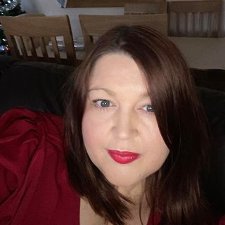 Susan Barnett's avatar