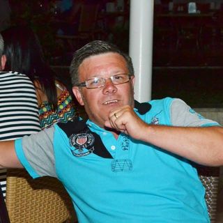 Steve Wright's avatar