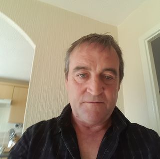 Darren Hazell's avatar