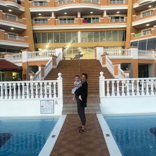 Becky Lupton's avatar