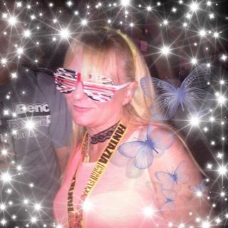 Trish Bicknell's avatar