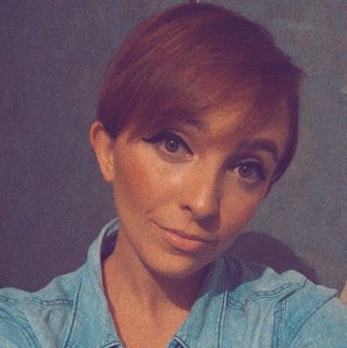 Emma Louise's avatar