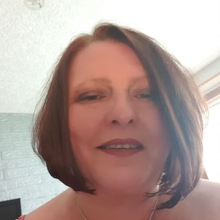 Susie Bisset's avatar