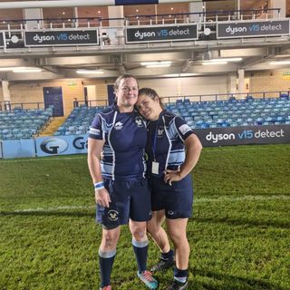 Louise Gray's avatar