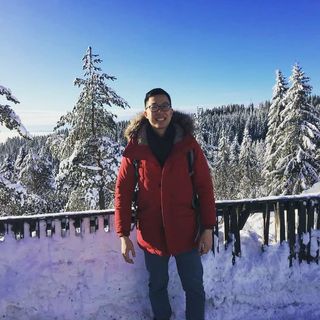 Zhihong Zhang's avatar