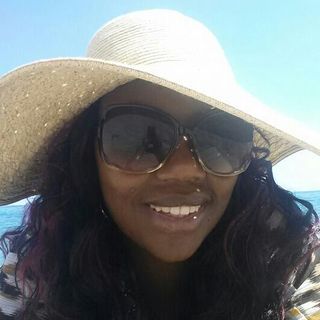 Alecia Ming's avatar