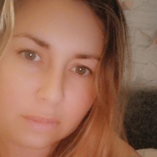 Joanne Hickson's avatar