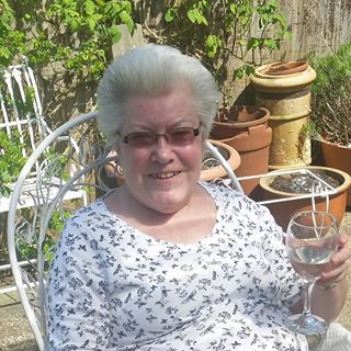 Pauline Bourn's avatar