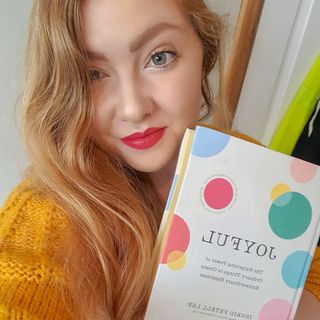 Daisy Cross's avatar