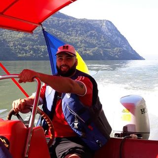 Alex Traila's avatar