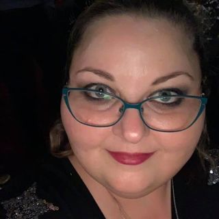 Fiona Scarlett's avatar