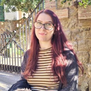 Laura Owens's avatar