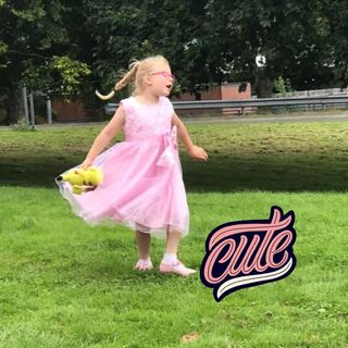 Vicky Hamill's avatar