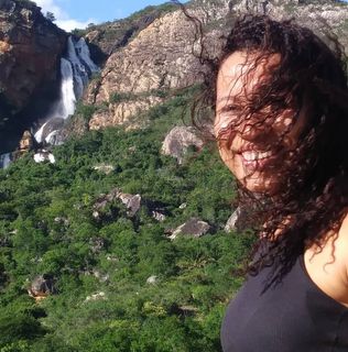 Carliane Nunes's avatar
