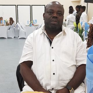 Francis Kubi's avatar