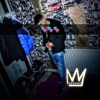 AD Frm Nottz's avatar