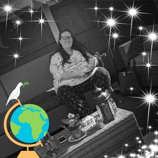 Lorna Moore's avatar