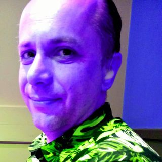 Daniel Lowbridge's avatar