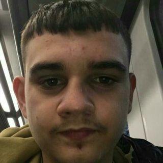 Adam H Sandouk's avatar