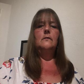 Tracy Knowles's avatar