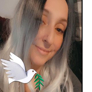 Louisa Galloway's avatar