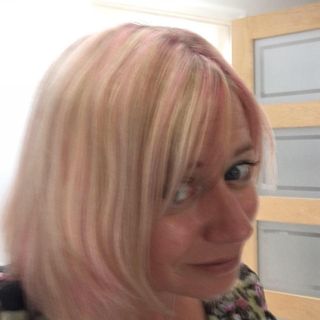 Amy Dolan's avatar